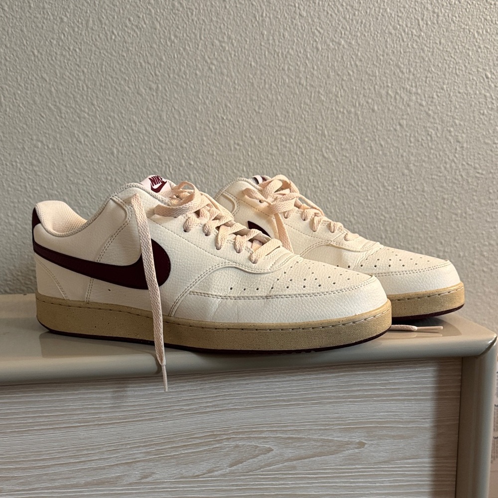 Nike Men's Cream and Brown Sneakers